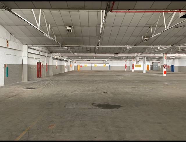 2,785M² WAREHOUSE TO LET IN PAROW INDUSTRIAL
